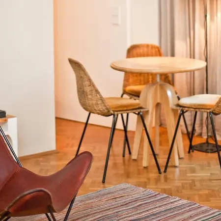 Отель Cortiina Мюнхен