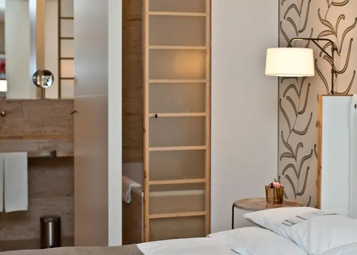 Cortiina 4* מינכן