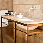 Hotell Cortiina 4*